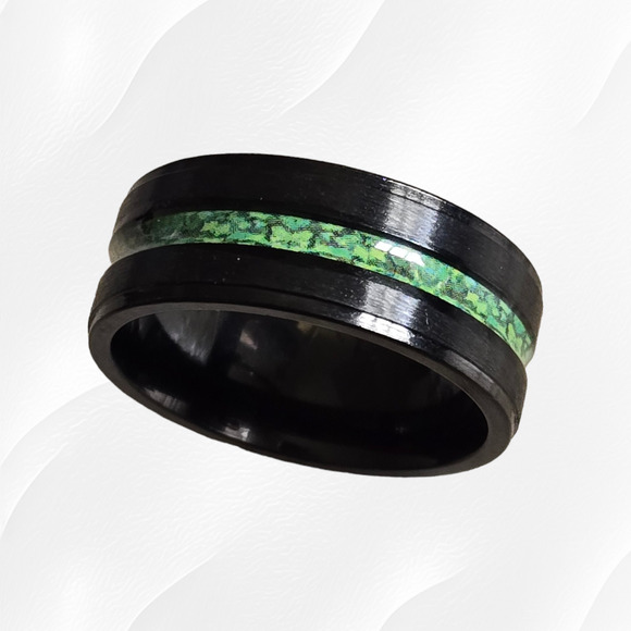 Black Stainless Steel 8mm Inlaid Synthetic Green Band Style Fashion Ring Size 8 - Picture 7 of 7
